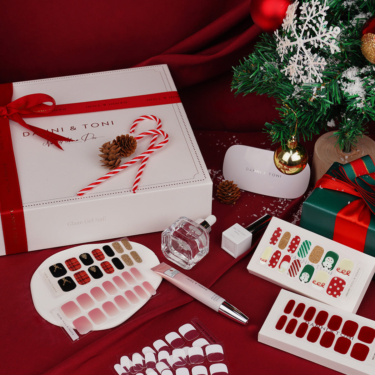 Christmas Wish List Nail Strip Set