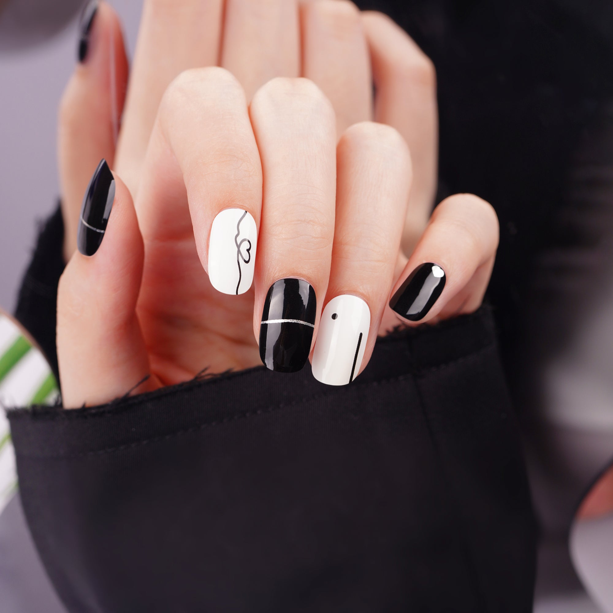 Black, White & Silver Heart Theme Semi-Cured Gel Nail Strips | Heartbeat Chic - 2631