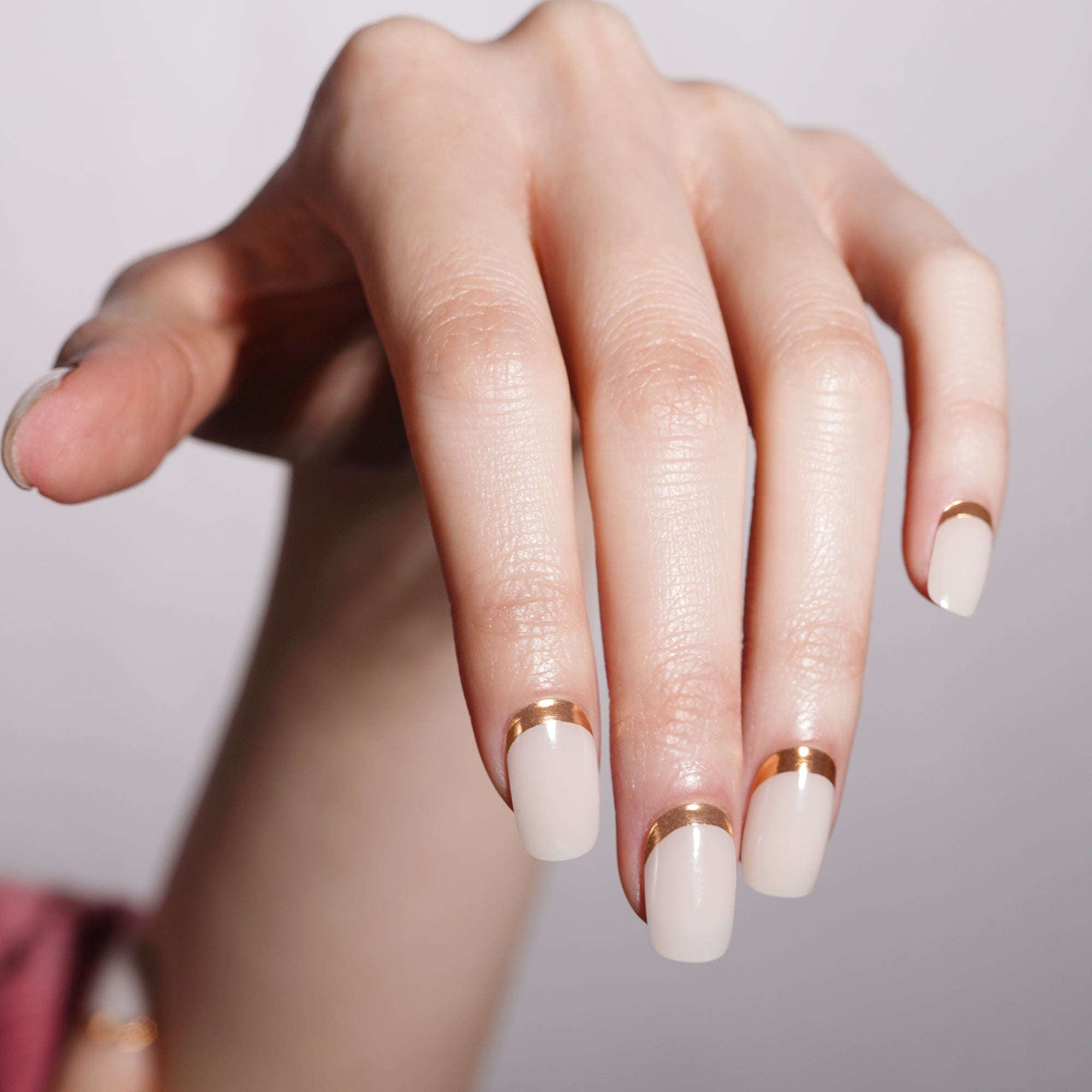 Gold Trim on Off-White Base Semi-Cured Gel Nail Strips | Ivory Luxe - 2660